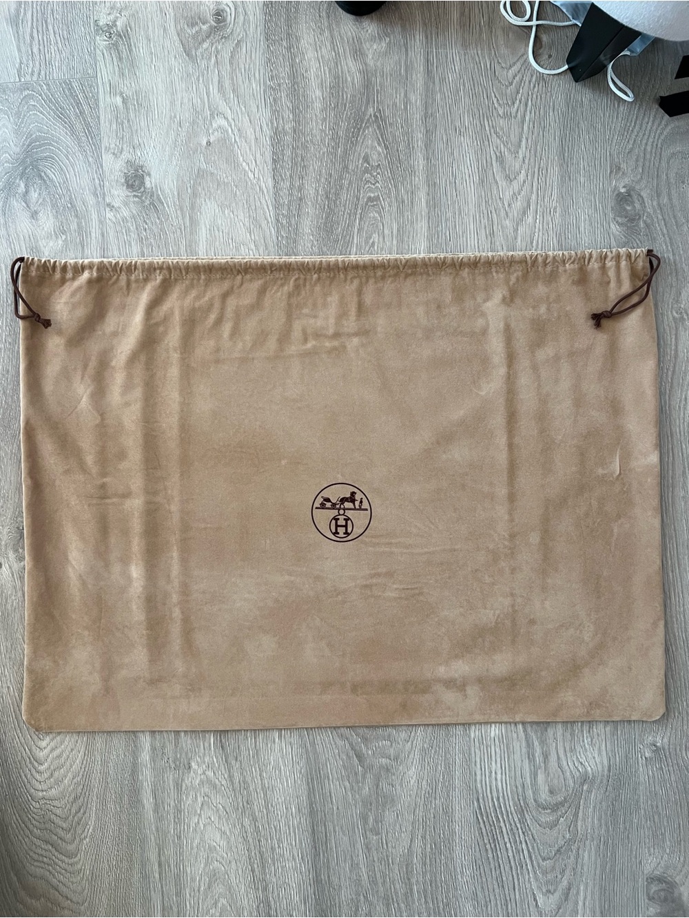 Hermes dust bag (C981)